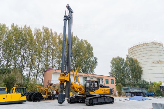 旋挖钻机选轮式还是履带式？全面解析与选购指南