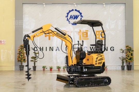 挖机巧变螺旋钻机：高效施工新趋势