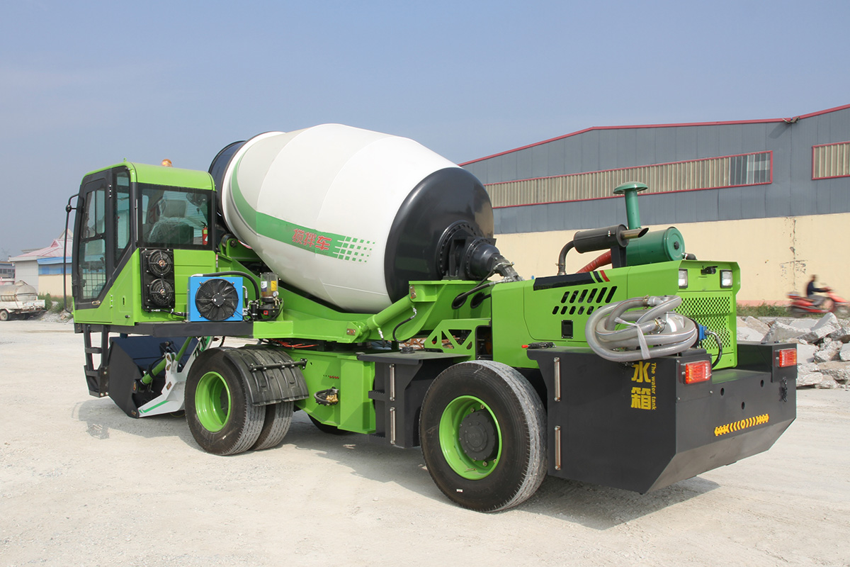 HWJF400上料车