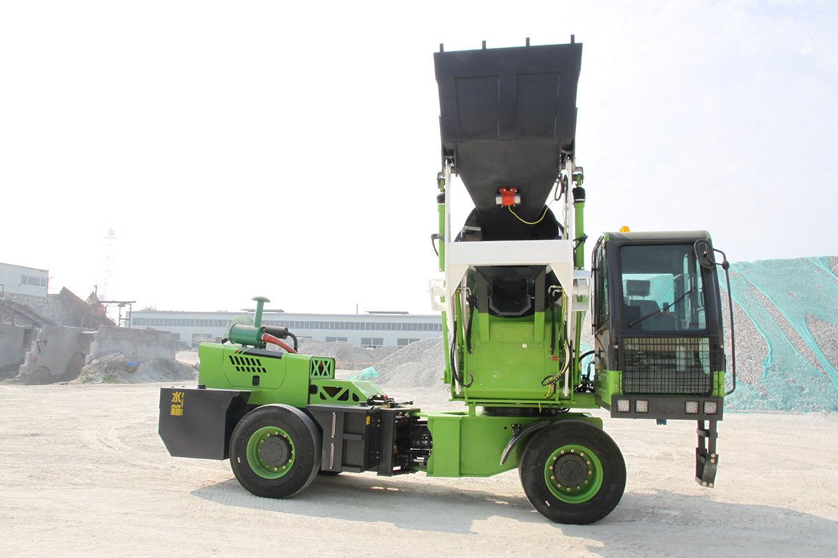 HWJF400上料车