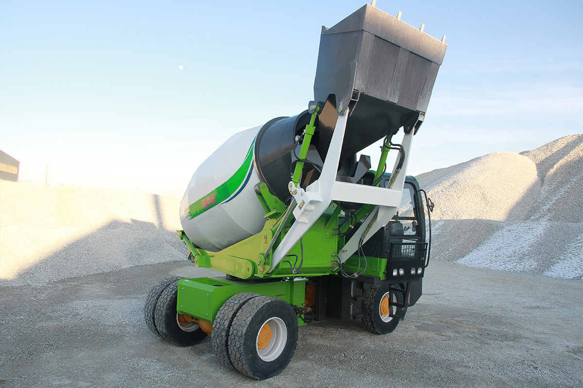 HWJF550上料车